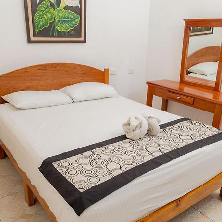 Hotel Las Palmas Cancun Centro Экстерьер фото