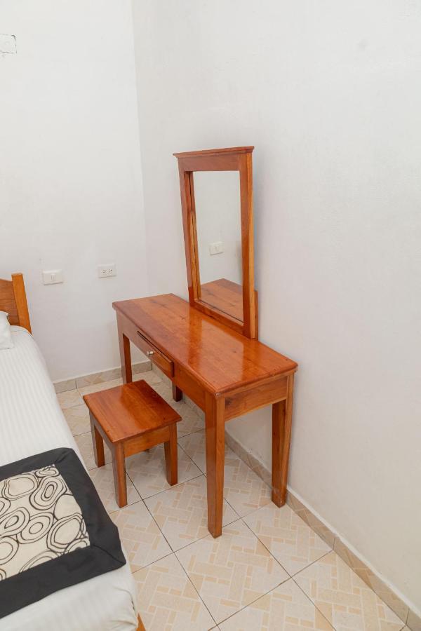 Hotel Las Palmas Cancun Centro Экстерьер фото