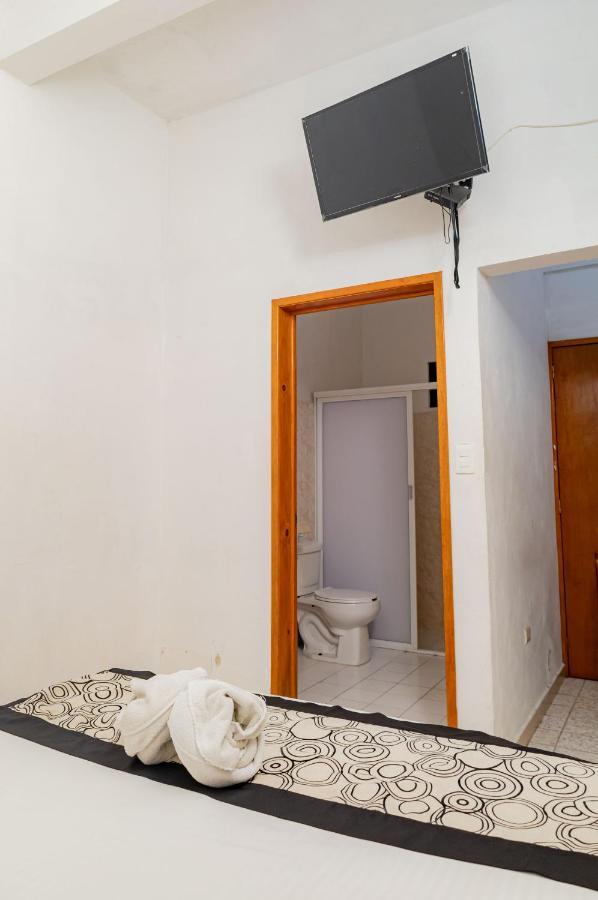 Hotel Las Palmas Cancun Centro Экстерьер фото